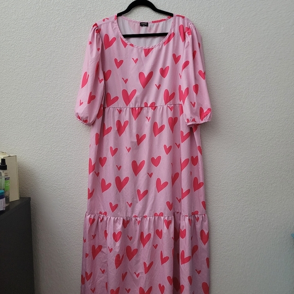 Pink Dress with Red Heart Pattern - Picture 3 of 3